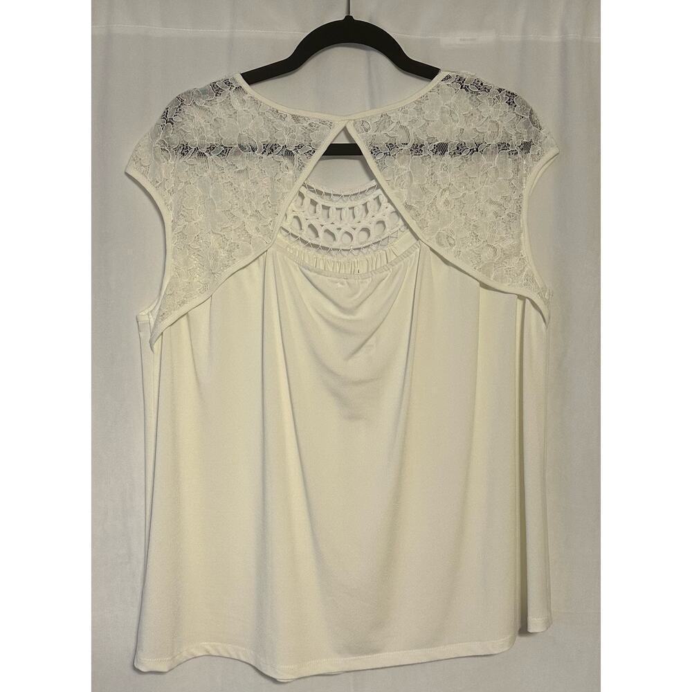 Maurices Tunic Lace Top White Sleeveless Sheer 100% Rayon Women's Size 1 - Picture 2 of 3